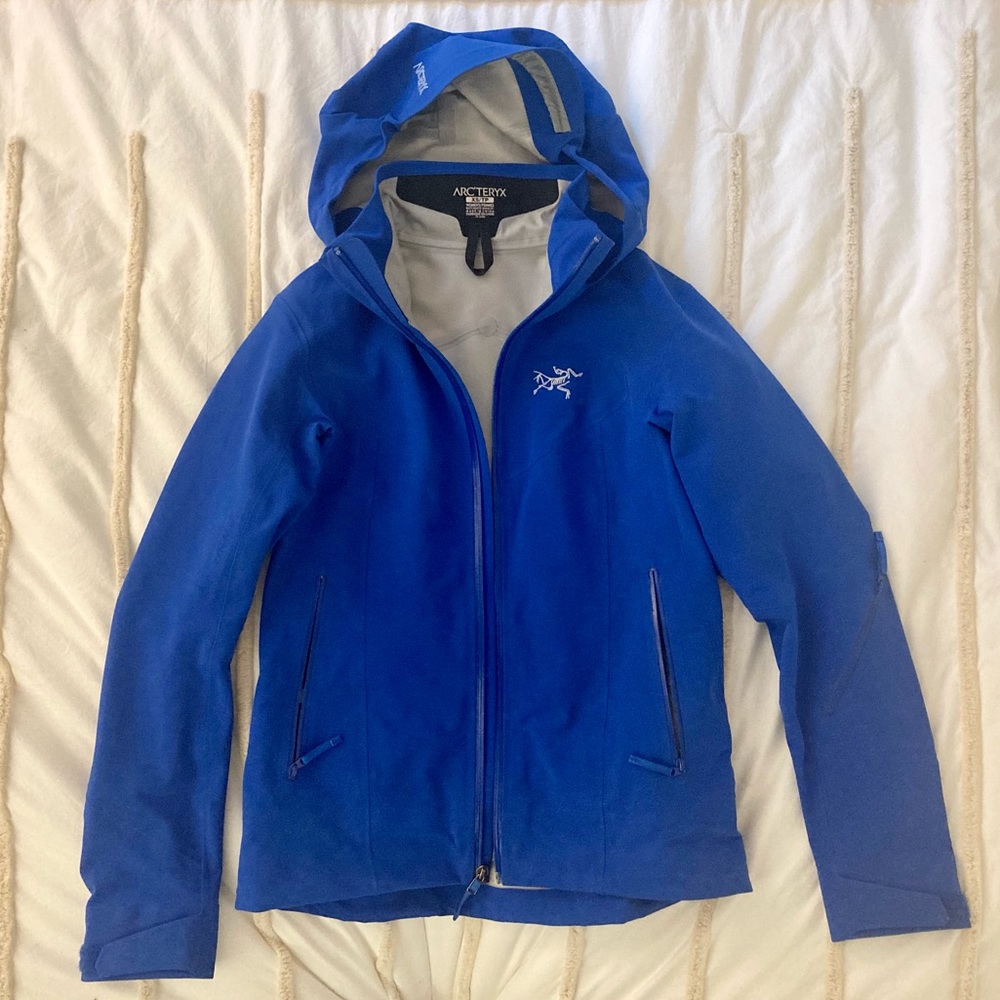 Arc'teryx Ravenna Gore-Tex jacket
